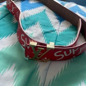 Red supreme belt I can’t put the name because poshmark will take it down